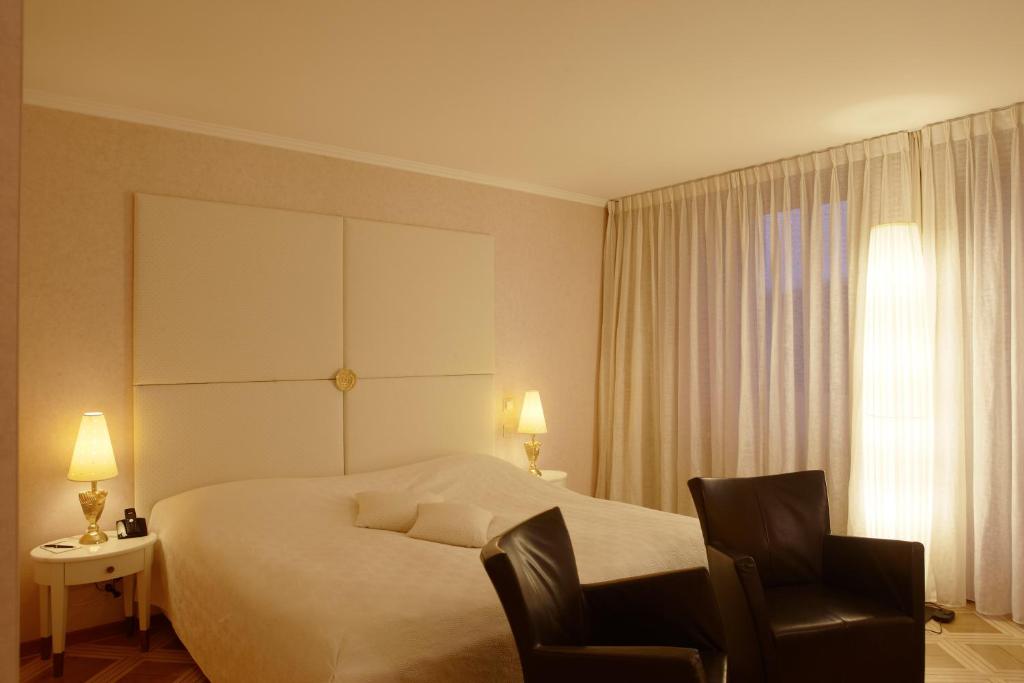 Двухместный (Двухместный номер с 1 кроватью и видом на город) отеля Hotel des Balances, Люцерн