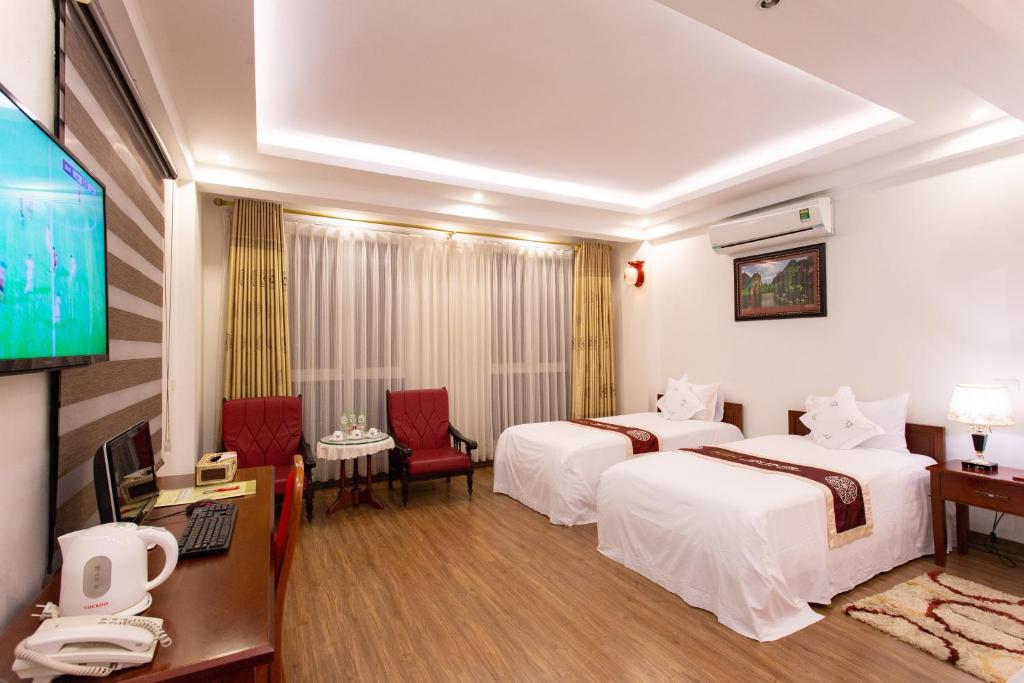 Двухместный (Двухместный номер Делюкс с 2 отдельными кроватями) отеля Ngoc Anh Hotel Ninh Binh, Ниньбинь