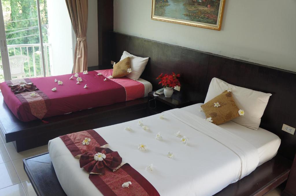 Двухместный (Улучшенный номер) курортного отеля SM Resort, Пхукет