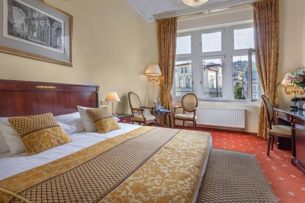 Двухместный (Двухместный номер Делюкс с 1 кроватью) отеля Savoy Westend Hotel, Карловы Вары