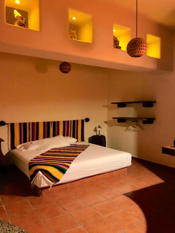 Двухместный (Стандартный номер с кроватью размера «king-size») отеля Lo Nuestro Petit Hotel Tulum, Тулум
