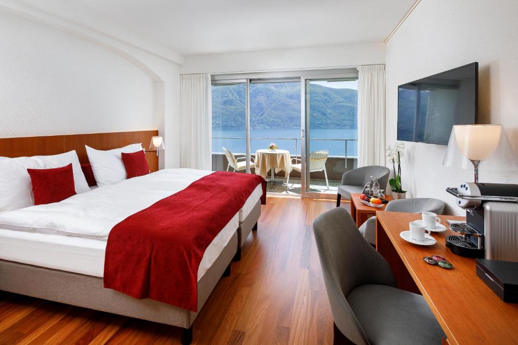 Двухместный (Modern Panorama Double Room with air condition) отеля Casa Berno Swiss Quality Hotel, Аскона