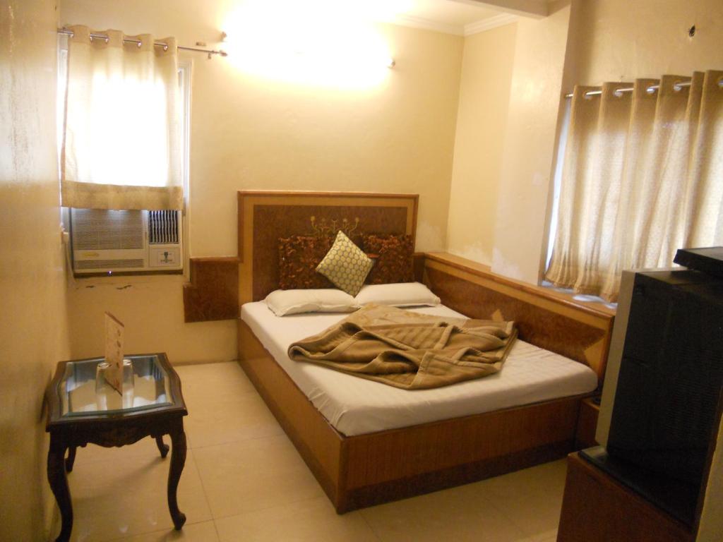 Двухместный (Стандартный двухместный номер с 1 кроватью) отеля Amax Inn, Нью-Дели