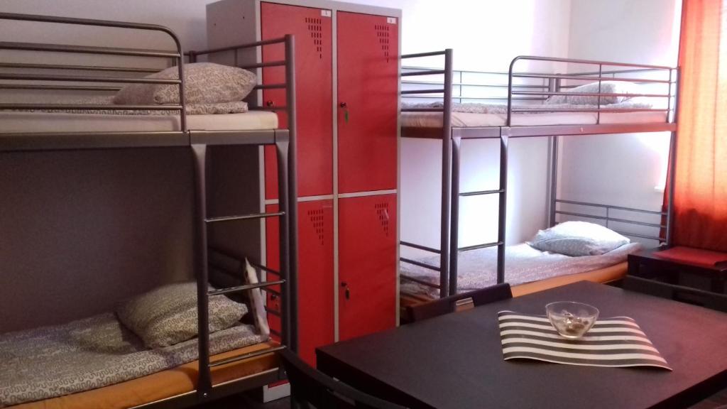 Номер (Кровать в общем номере для мужчин и женщин с 10 кроватями), Art Hostel with FREE WI-FI