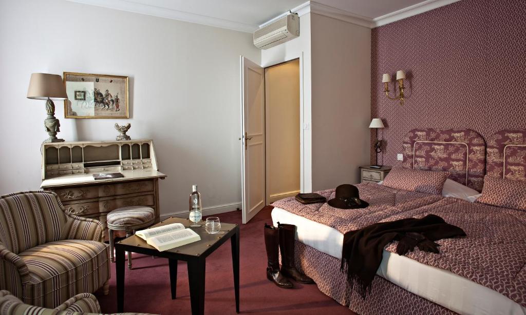 Двухместный (Улучшенный двухместный номер с 2 отдельными кроватями) отеля Hotel Villa d'Est, Страсбург