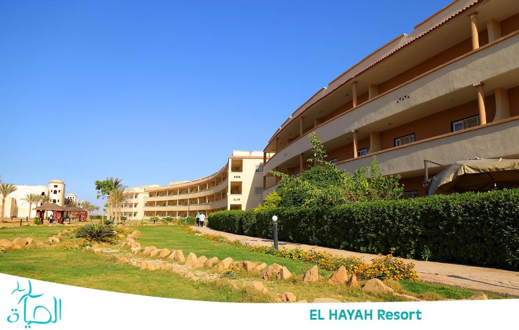 Апартаменты (Апартаменты с 3 спальнями и видом на сад) курортного отеля Alhayat Ain Elsokhna, Айн-Сохна