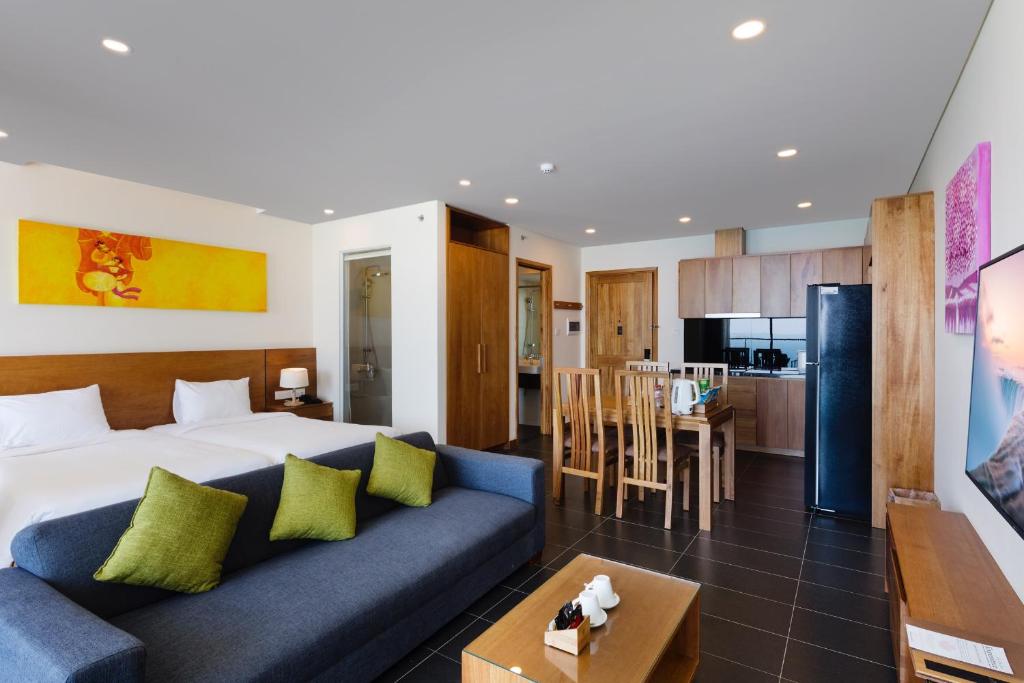 Апартаменты (Апартаменты-студия с видом на море), Holi Beach Hotel & Apartments