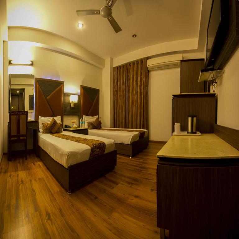 Двухместный (Небольшой двухместный номер с 1 кроватью или 2 отдельными кроватями) отеля FabHotel Sunstar Karol Bagh, Нью-Дели