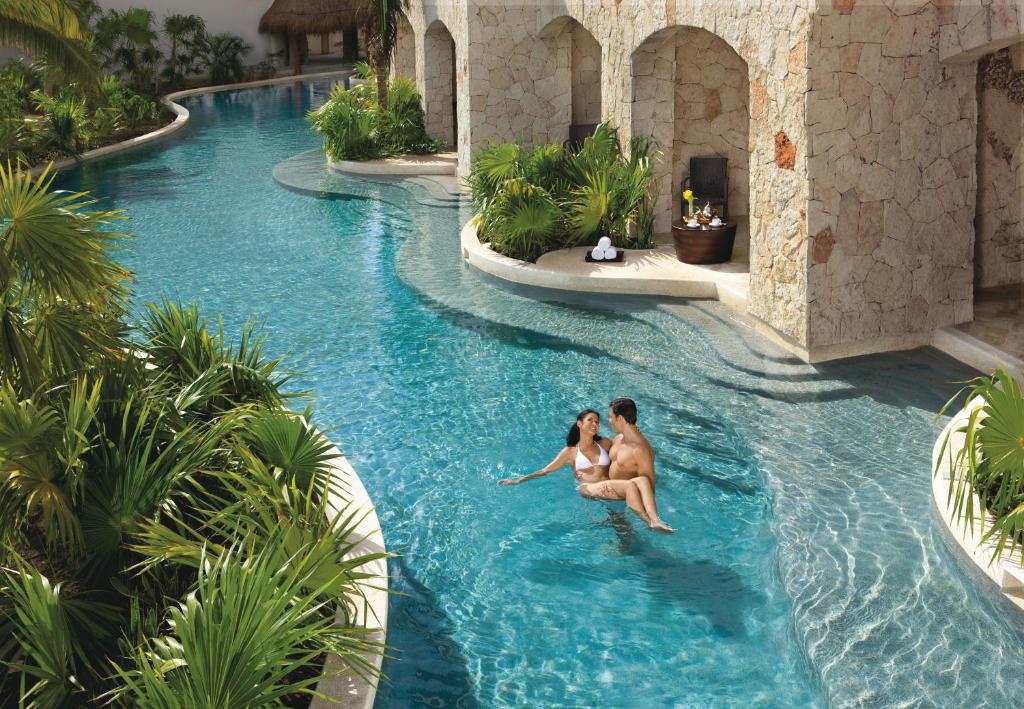 Сьюит (Улучшенный клубный полулюкс с кроватью размера «king-size» у кромки бассейна) курортного отеля Secrets Maroma Beach Riviera Cancun - Только для взрослых - Все включено, Пуэрто-Морелос