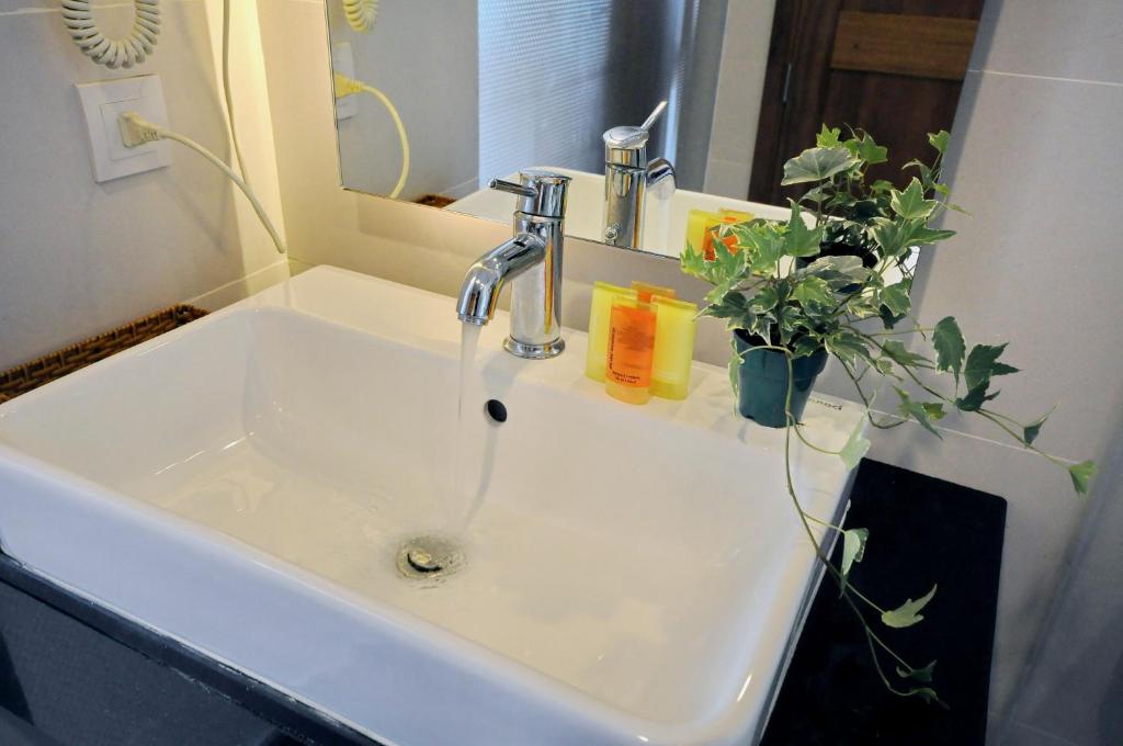 Сьюит (Смежные апартаменты с балконом с видом на море), Holi Beach Hotel & Apartments