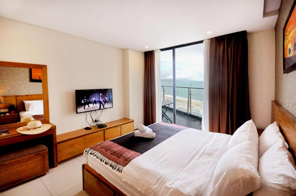 Сьюит (Смежные апартаменты с балконом с видом на море), Holi Beach Hotel & Apartments