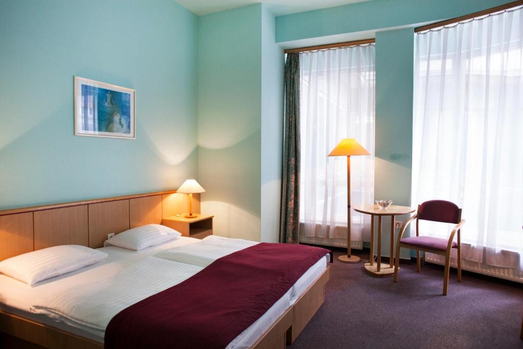 Двухместный (Двухместный номер с 1 кроватью или 2 отдельными кроватями) отеля City Hotel Pilvax, Будапешт