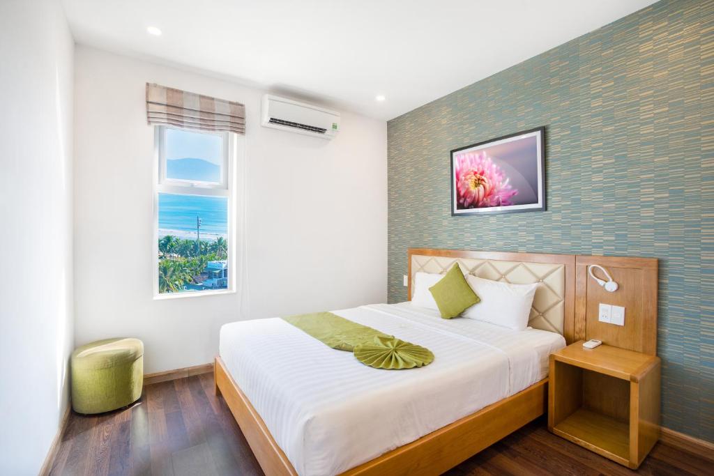 Двухместный (Двухместный номер с 1 кроватью с видом на море) семейного отеля Hang Masion Ocean, Дананг