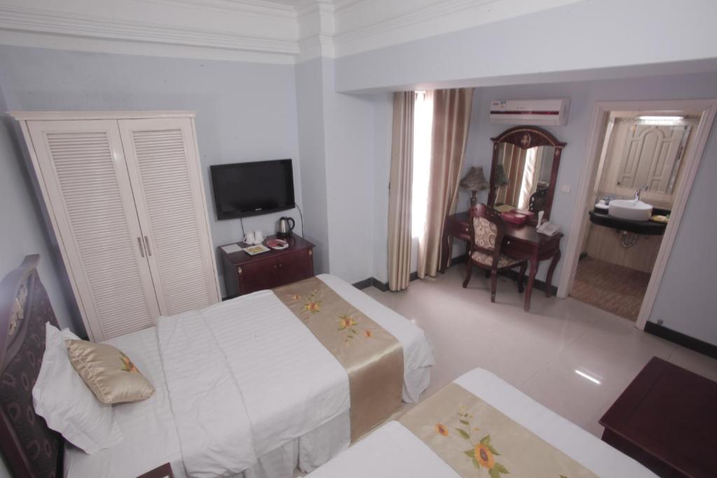Двухместный (Двухместный номер «Премиум» с 2 отдельными кроватями) отеля Classic Hoang Long Hotel, Хайфон