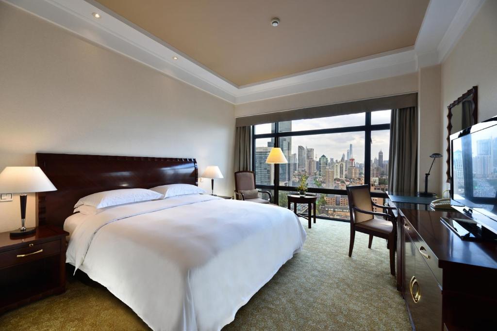 Двухместный (Двухместный номер Делюкс с 1 кроватью) отеля Hotel Equatorial Shanghai, Шанхай