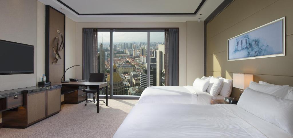 Двухместный (Клубный двухместный номер Westin с 2 отдельными кроватями) отеля The Westin Singapore, Сингапур (город)