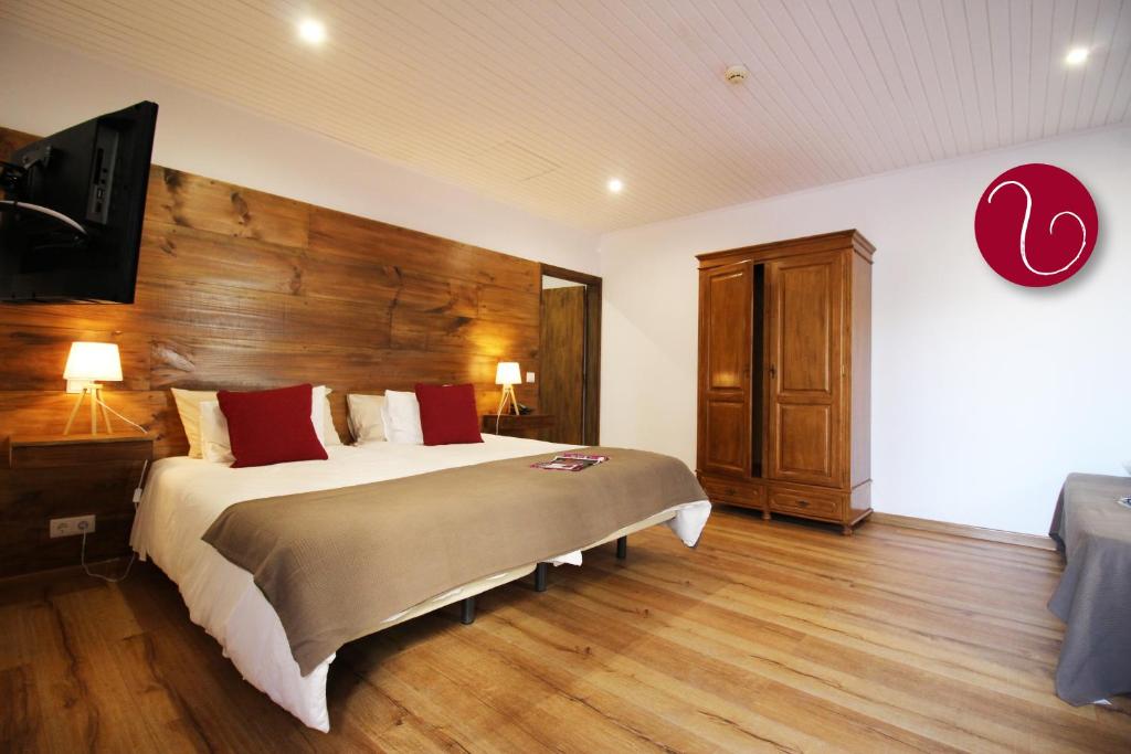 Двухместный (Двухместный номер с 1 кроватью или 2 отдельными кроватями и хорошим видом) отеля GuestHouse Vila Lusitania, Фуншал