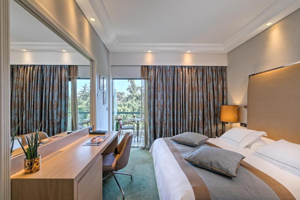 Двухместный (Двухместный номер Делюкс с 1 кроватью) отеля Rodos Park Suites & Spa, Родос