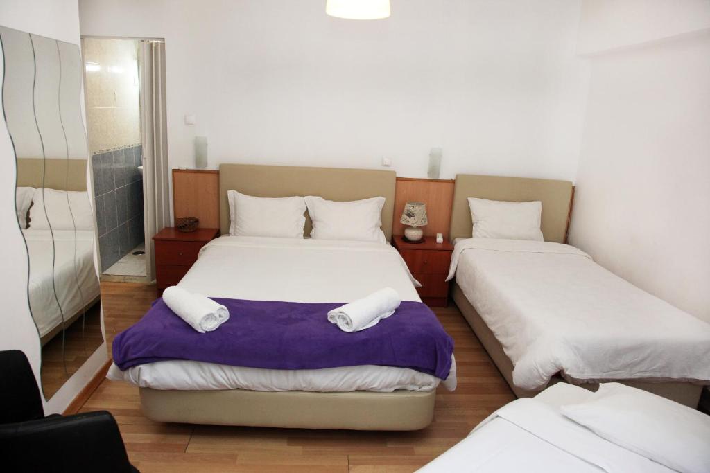 Четырехместный (Четырехместный номер с ванной комнатой) гостевого дома Lisbon Suite Home, Лиссабон