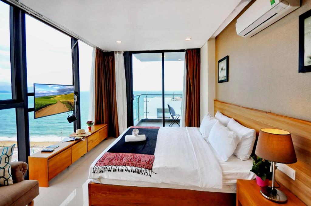 Сьюит (Смежные апартаменты с балконом с видом на море), Holi Beach Hotel & Apartments