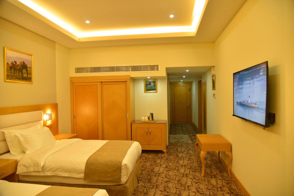 Двухместный (Стандартный двухместный номер с 2 отдельными кроватями) отеля Muscat Plaza Hotel, Маскат
