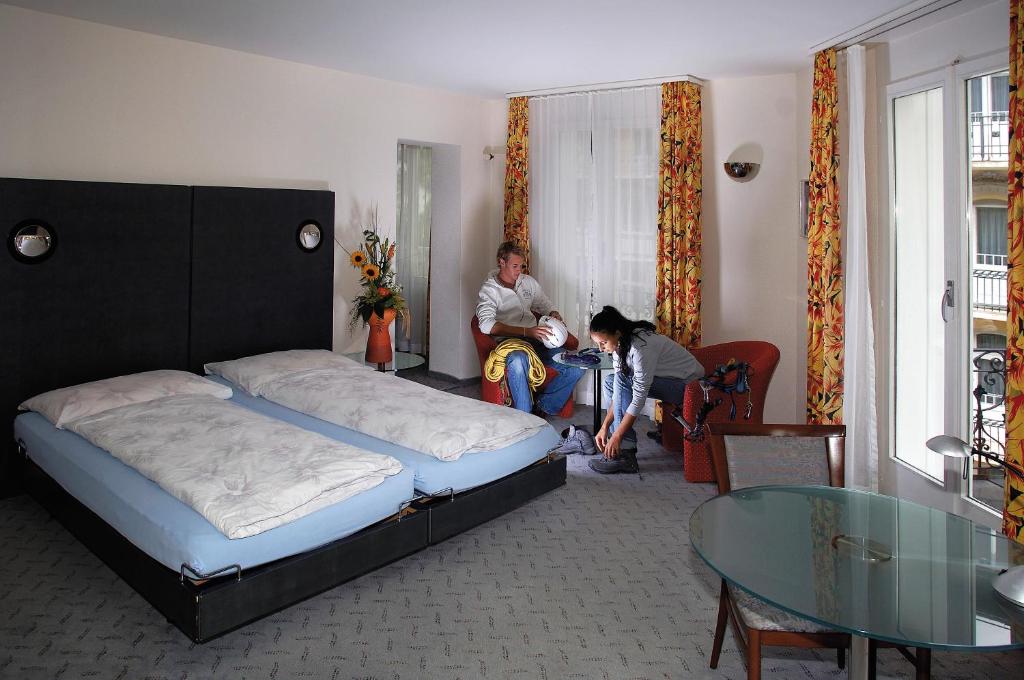 Двухместный (Двухместный номер эконом-класса с 1 кроватью) отеля Hotel Schweizerhof, Энгельберг