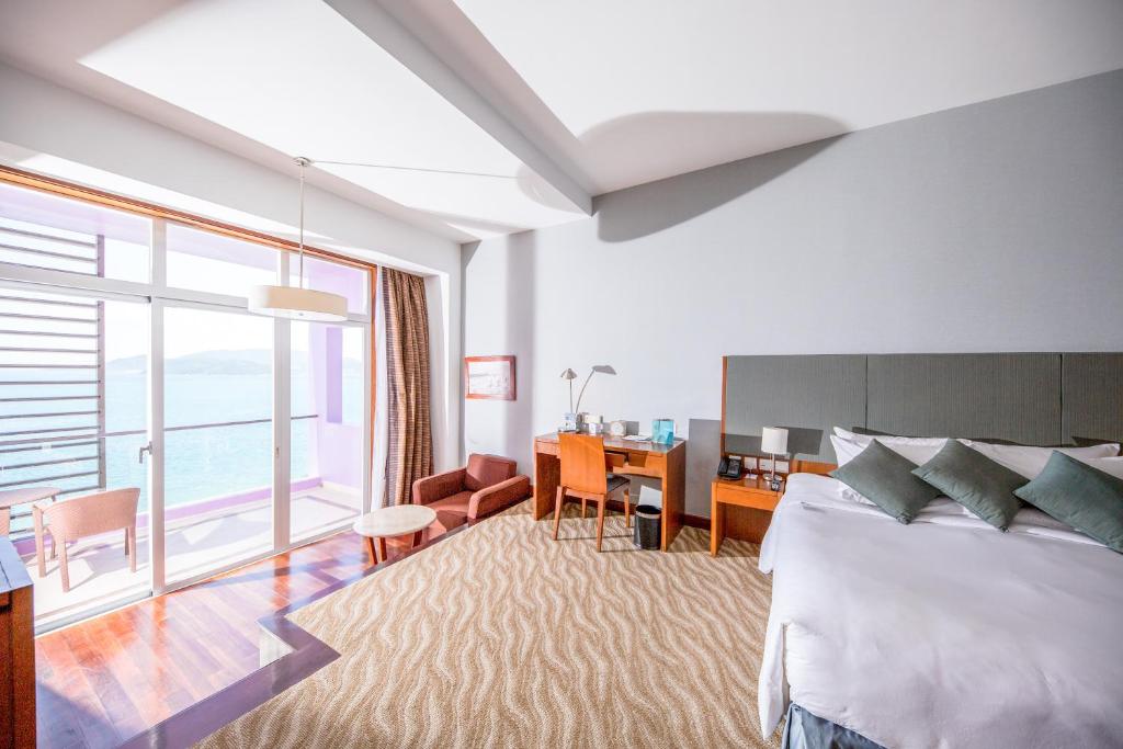 Двухместный (Двухместный номер Делюкс с 1 кроватью), Hotel Novotel Nha Trang