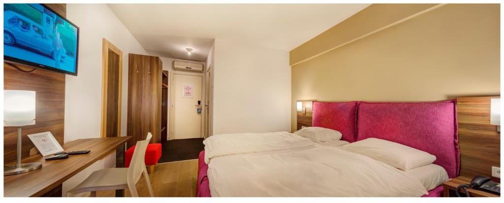 Двухместный (Двухместный номер «Комфорт» с 2 отдельными кроватями) отеля Eden Hotel, Антверпен
