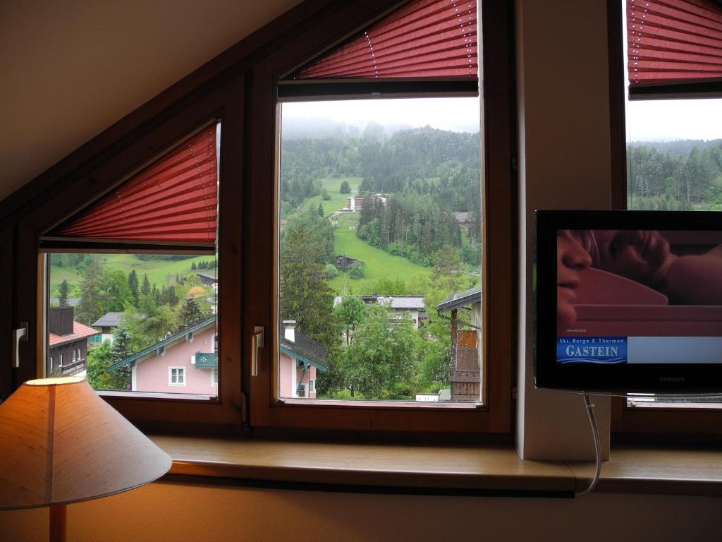 Студио (Studio - free access to Alpentherme), Appartementhaus Gastein