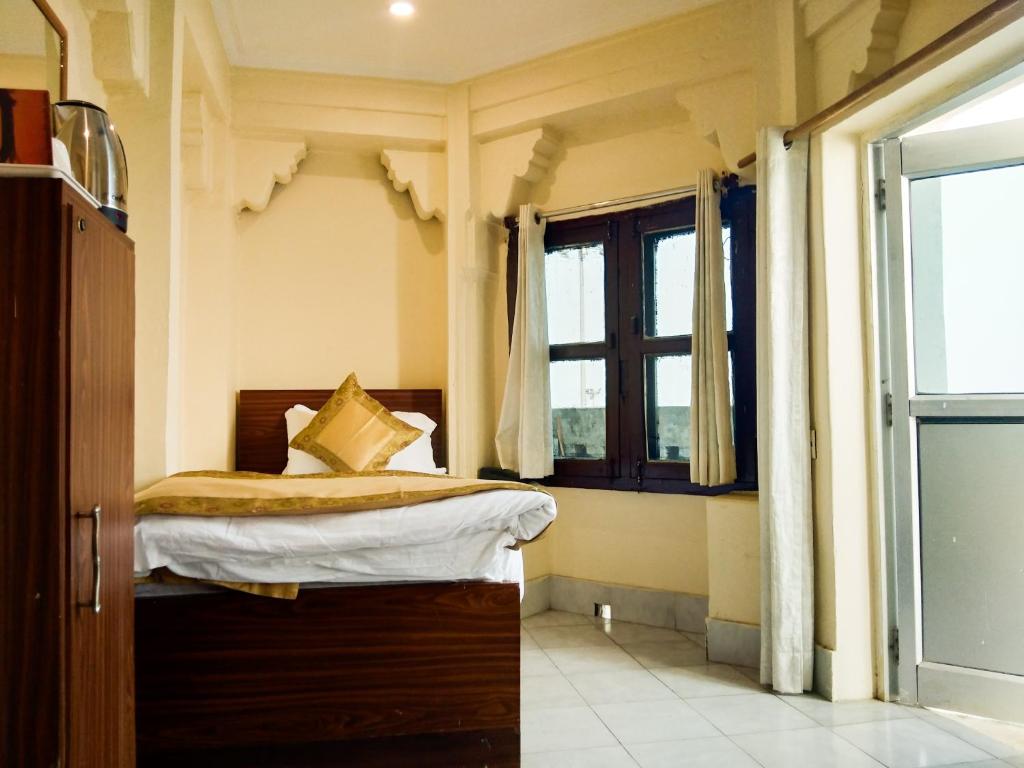 Одноместный (Ekaant Kashi room with Balcony and River View (Darshan Assistance for Kashi Vishwanath Temple Available)), Palace On Steps