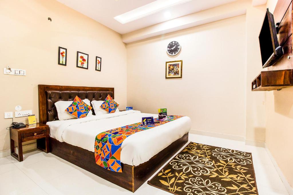 Отель Hotel Travelers Lodge, Джайпур