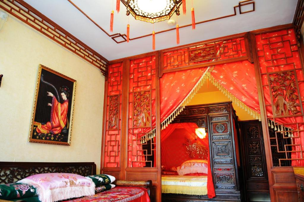 Трехместный (Счастливый семейный номер), Beijing Double Happiness Courtyard Hotel