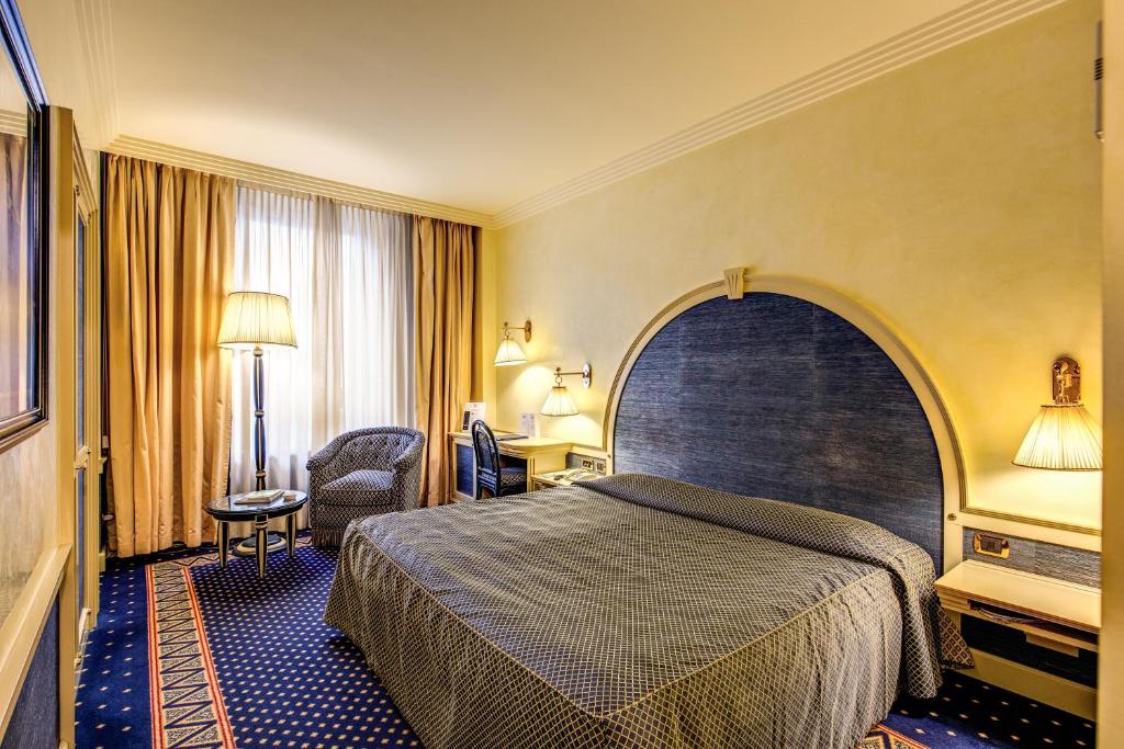 Двухместный (Двухместный номер с 1 кроватью или 2 отдельными кроватями) отеля Hotel Auriga, Милан