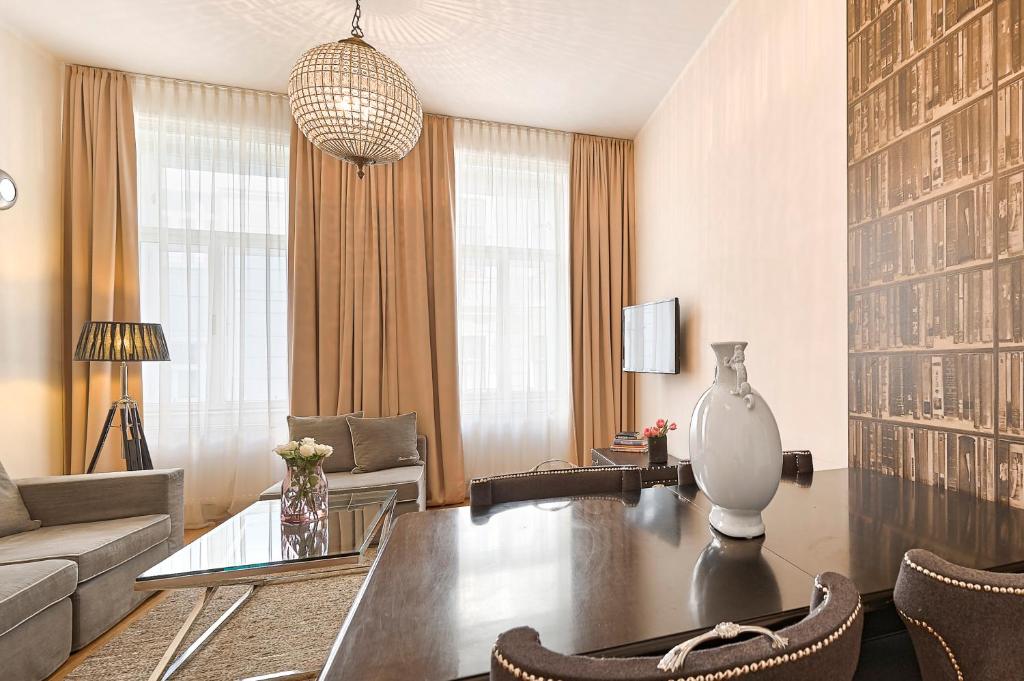 Апартаменты (Просторные апартаменты с 1 спальней II A), 6 rooms