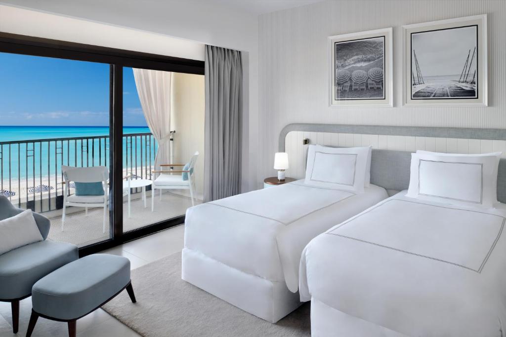 Двухместный (Двухместный номер Делюкс с 1 кроватью и видом на море) курортного отеля Al Alamein Hotel, Эль-Аламейн