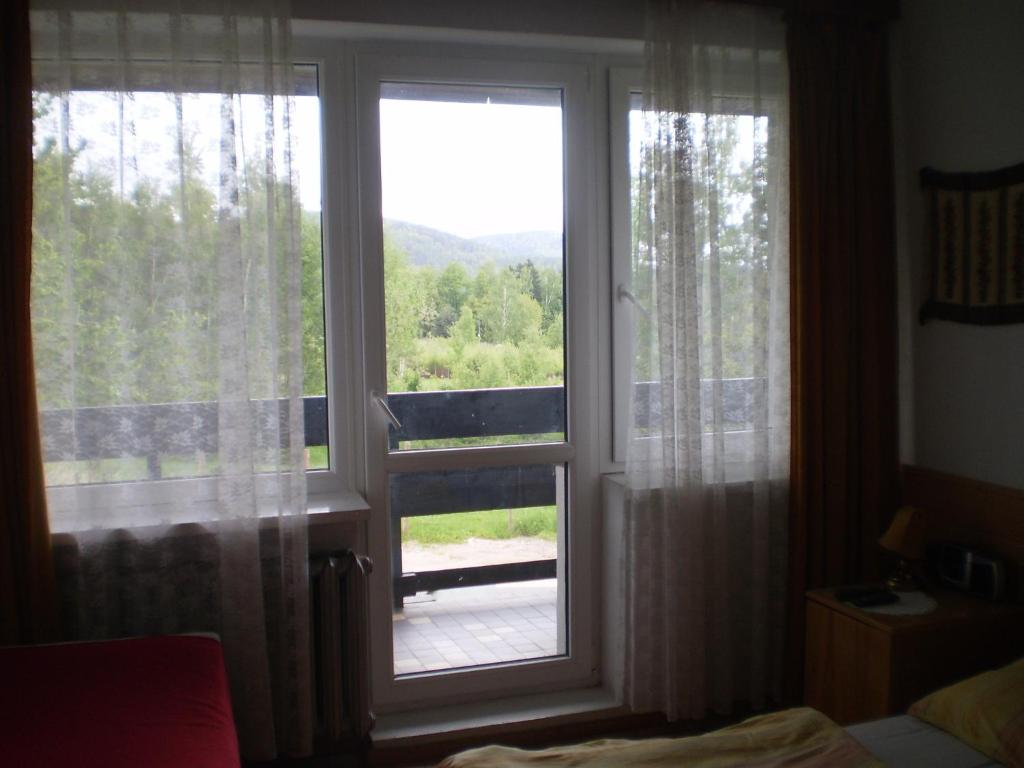 Двухместный (Небольшой двухместный номер с 1 кроватью) семейного отеля Willa Agata, Карпач