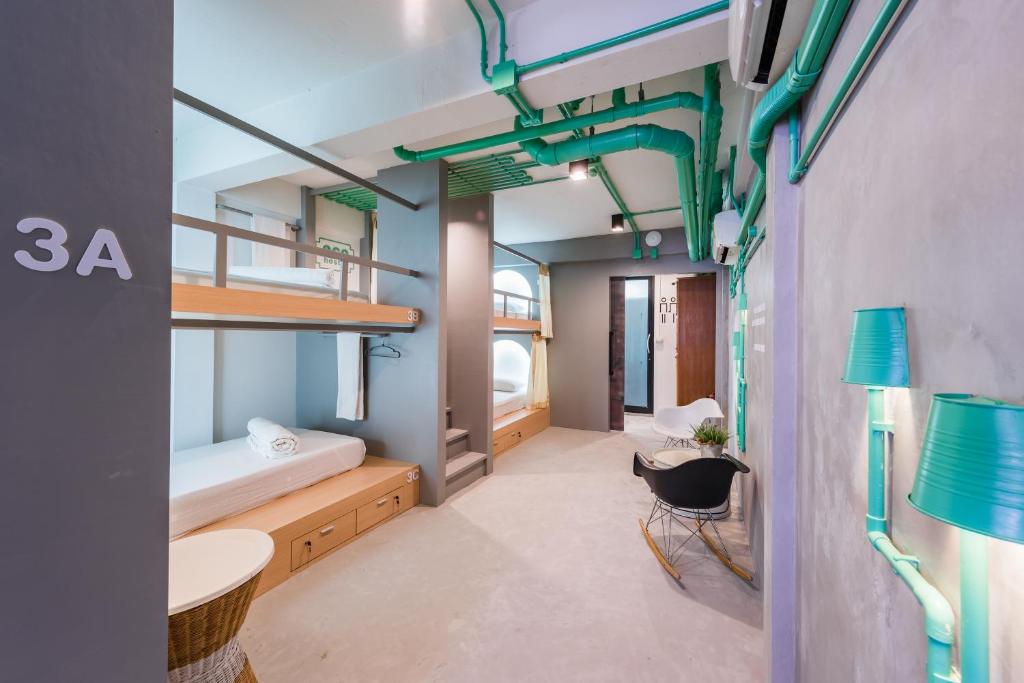 Семейный (Cемейный номер с собственной ванной комнатой) хостела Eco Hostel, Пхукет