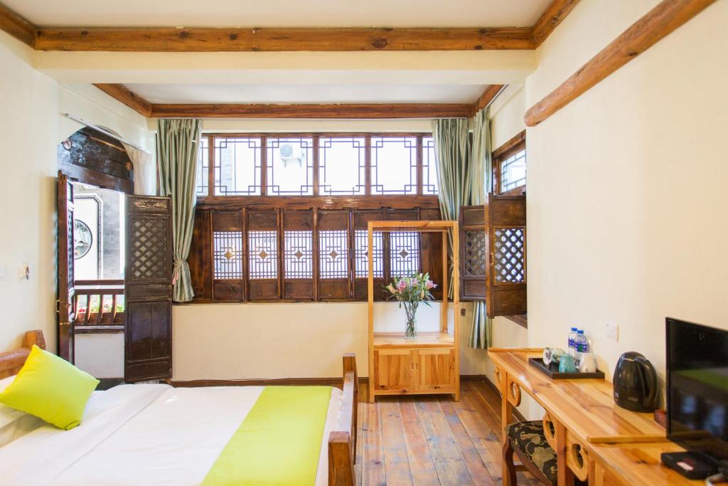 Двухместный (Двухместный номер Делюкс с 2 отдельными кроватями) отеля Ji Rui Hotel Dali, Дали