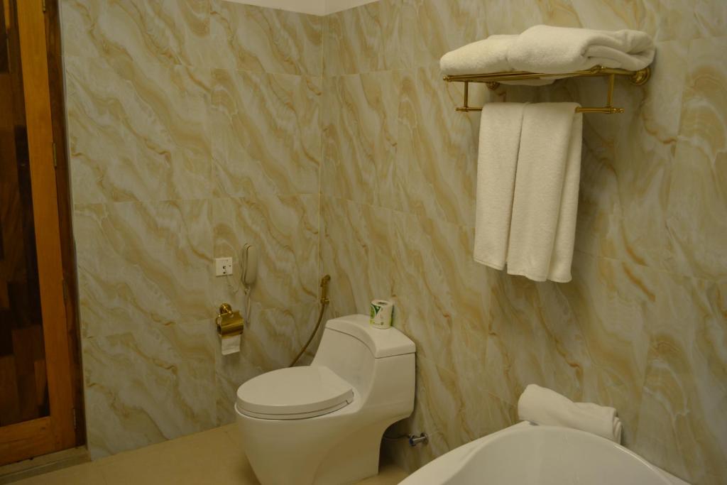 Двухместный (Двухместный номер Делюкс с 2 отдельными кроватями) курортного отеля Santon Ranna Wellness Resort, Ранна