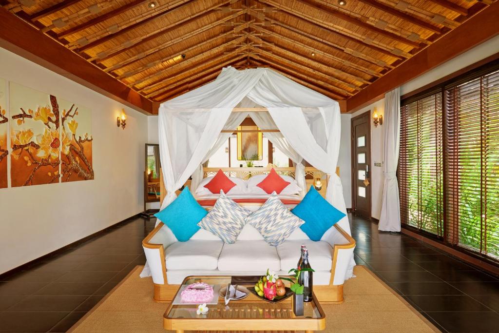 Вилла (Вилла с 1 спальней, видом на океан и собственным бассейном) курортного отеля Amiana Resort and Villas Nha Trang, Нячанг