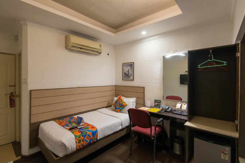Одноместный ((Sanitised) Deluxe Single Room) отеля FabHotel Flamingo Anna Nagar, Ченнаи