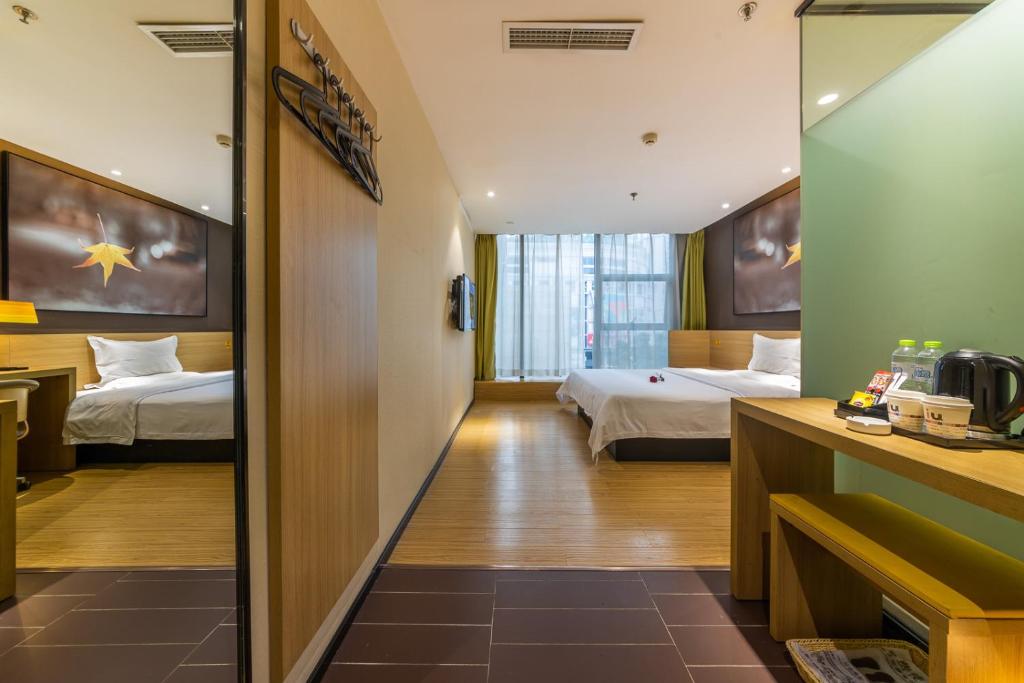 Двухместный (Mainland Chinese Citizens - IU Super Queen Room), IU Hotel Chongqing Jiefangbei