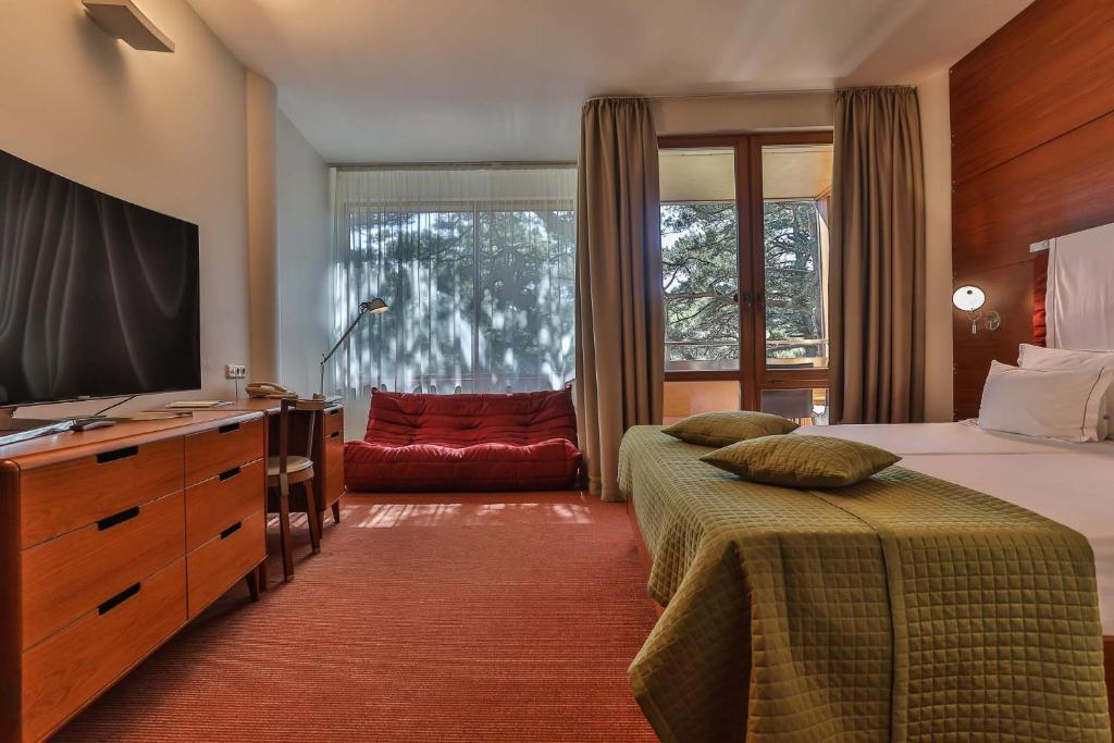 Двухместный (Улучшенный двухместный номер с 1 кроватью и доступом в спа-центр - Здание Luxury) отеля Palanga Spa Design Hotel, Паланга
