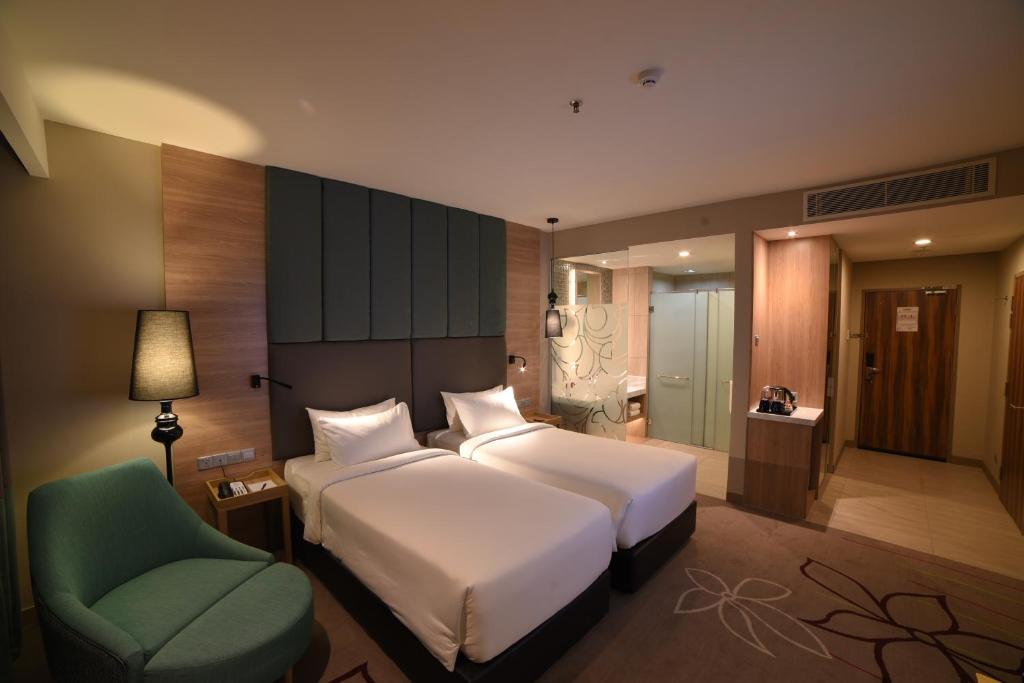 Двухместный (Superior Room with 2 Single Beds, Executive Floor), Mercure Selangor Selayang