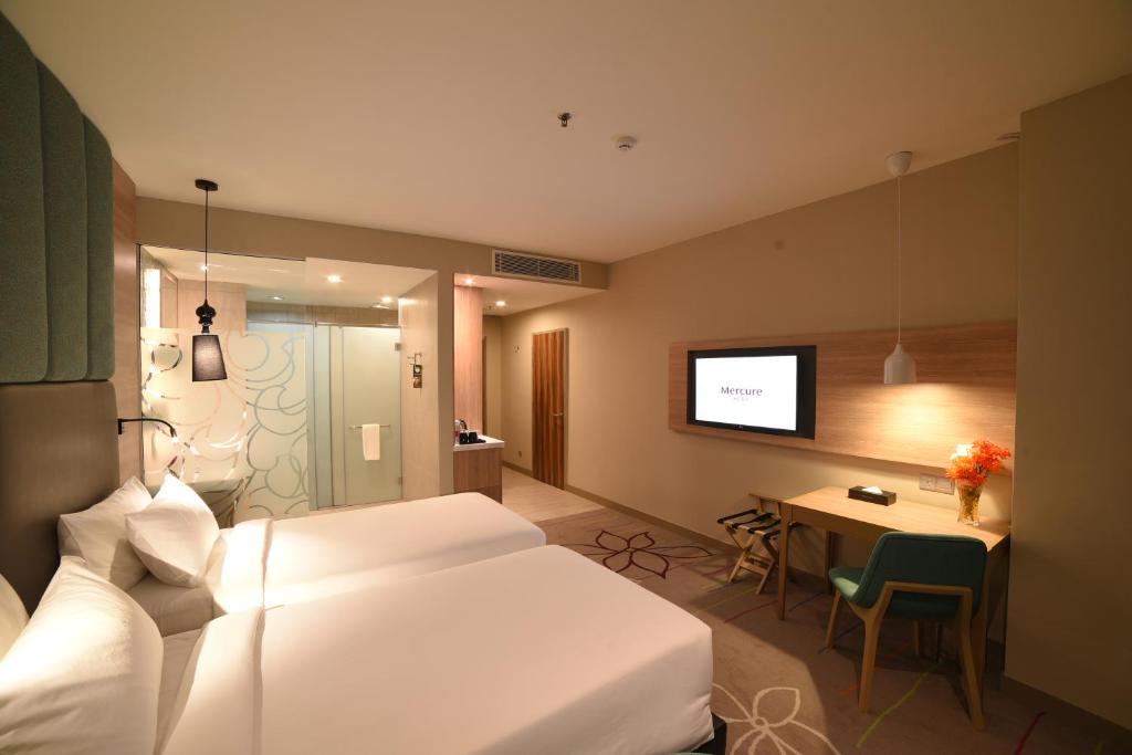 Двухместный (Superior Room with 2 Single Beds, Executive Floor), Mercure Selangor Selayang