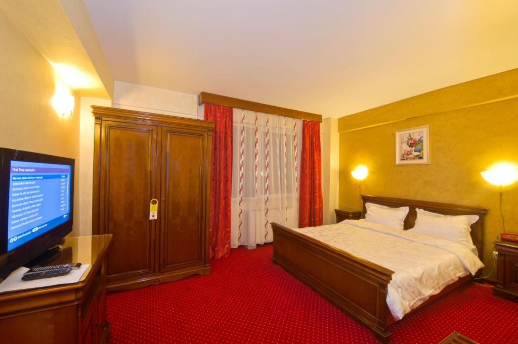 Сьюит (Стандартный люкс с 1 спальней) отеля Hotel Bavaria, Крайова