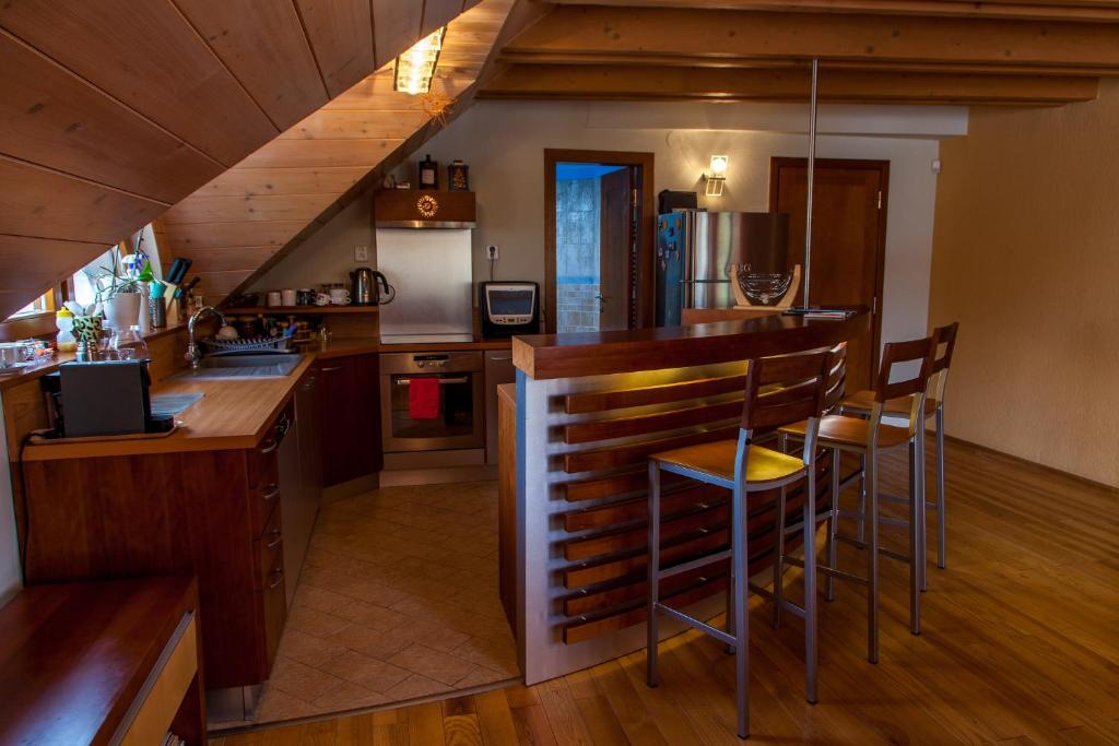 Апартаменты (Апартаменты с 3 спальнями), Penzion u Pejtrika