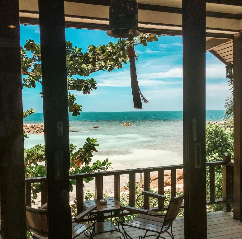 Номер (Бунгало с видом на море) курортного отеля Niramon Sunview Resort, Пханган
