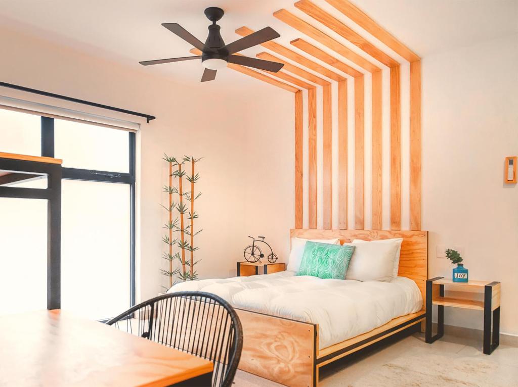 Двухместный (Двухместный номер с 1 кроватью и собственной ванной комнатой) хостела Mayan Monkey Cancún Hostel, Канкун
