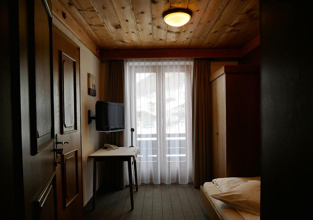 Одноместный (Одноместный номер) отеля Hotel Garni Bergsonne, Замнаун